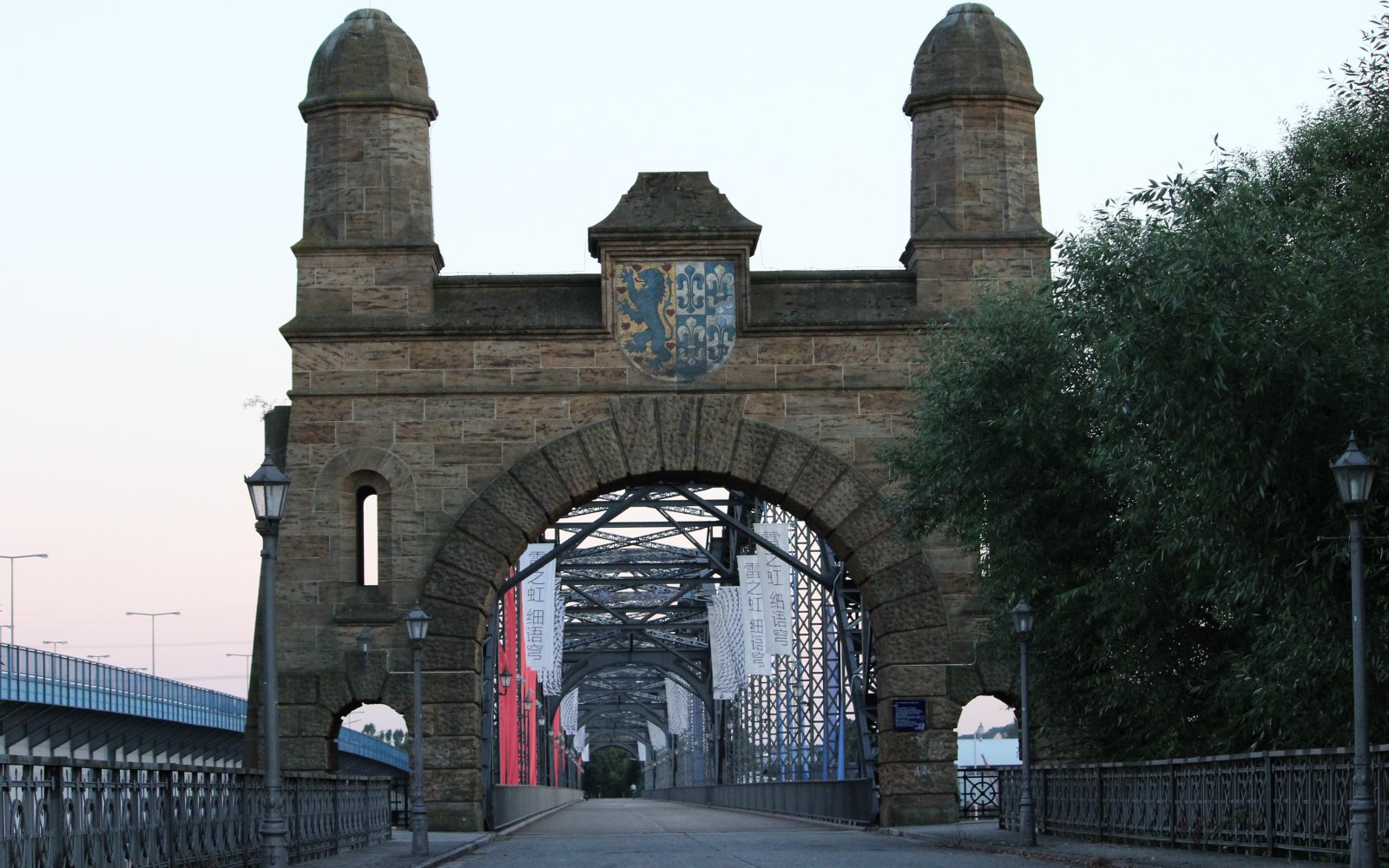  Brücke von HH-Wilhelmsburg über die Elbe nach HH-Harburg 